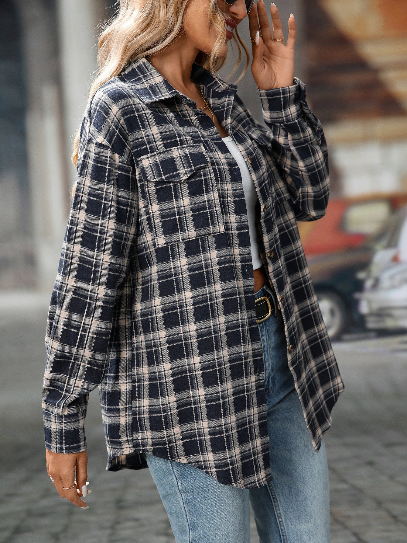 Women's Oversized Plaid Button-Down Shirt with Pockets – Long Sleeve Casual Shacket