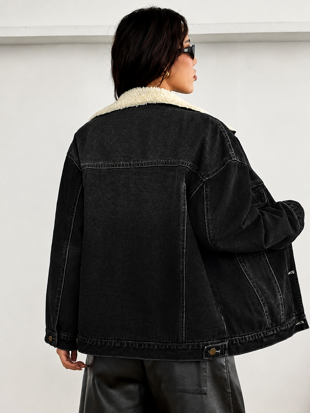 Women's Vintage Cropped Denim Padded Jacket – Casual Loose-Fit Long Sleeve Warm Coat