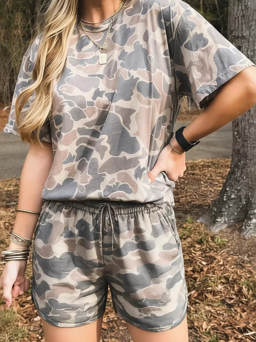 Women's camouflage short sleeve two piece shorts set